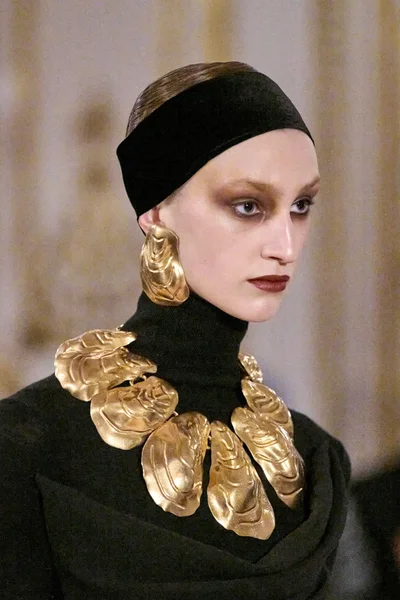 Look 47